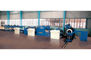 Línea de Corte Transversal y Longitudinal de Velocidad Normal